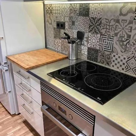 Apartamento Girona's Ground Floor At The Price! Perfect Familiy Holidays *