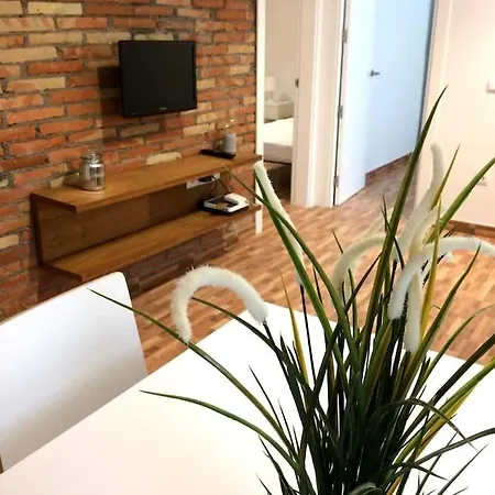 Girona's Ground Floor At The Price! Perfect Familiy Holidays Gerona